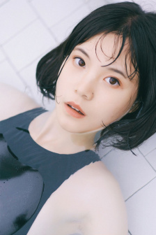 火凤凰之美女如云迅雷电影在线