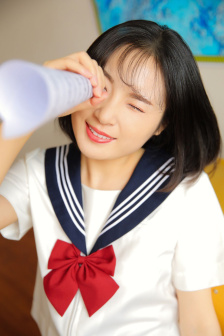 男朋友一边啪我一边用茄子